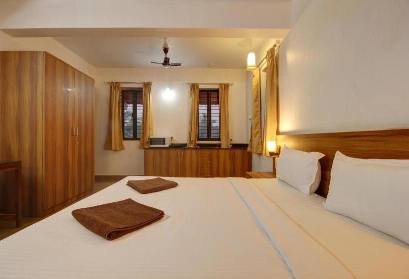 Отель Grand Royale Suites Benaulin Goa
