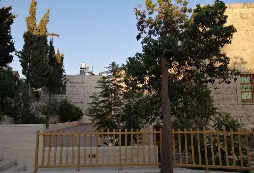 هتل Lamar Guesthouse   Hebron