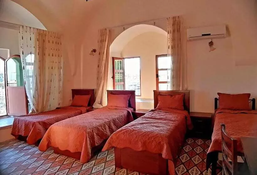 هتل Lamar Guesthouse   Hebron