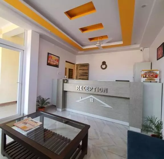 ホテル Mahadeva Homes Guest House