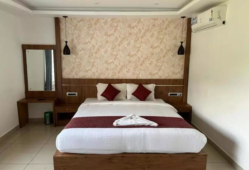 Memmsta Hotels Munnar