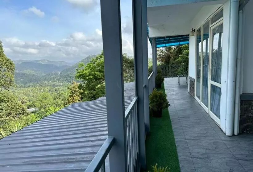 Memmsta Hotels Munnar