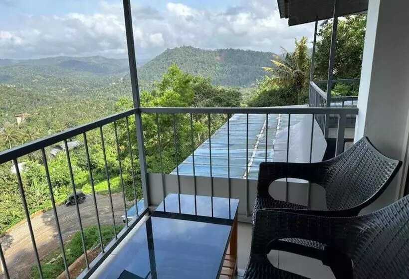 Memmsta Hotels Munnar