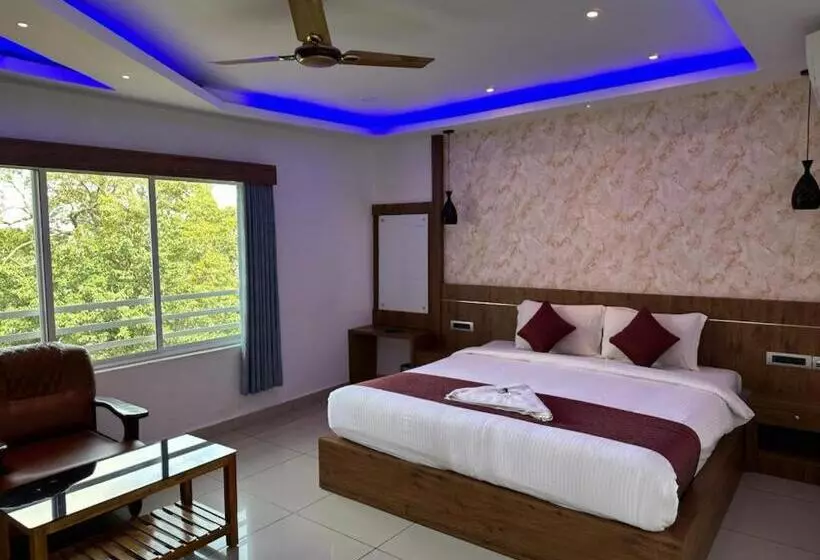 Memmsta Hotels Munnar