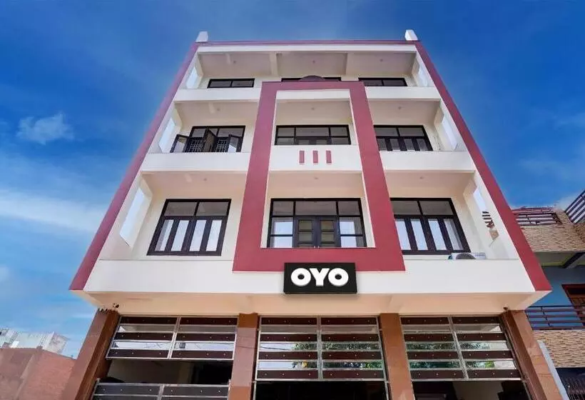 ホテル Oyo Flagship Kanpur City House