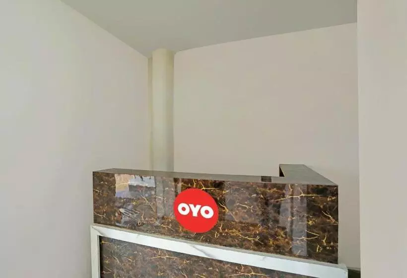 ホテル Oyo Flagship Townhome Inn