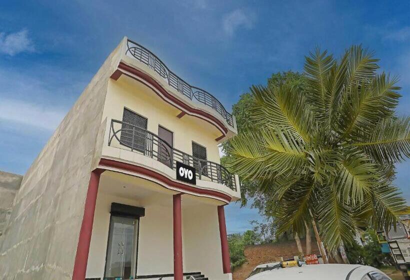 호텔 Oyo Flagship Townhome Inn