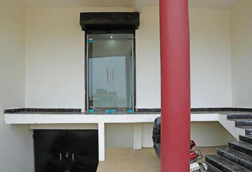 호텔 Oyo Flagship Townhome Inn