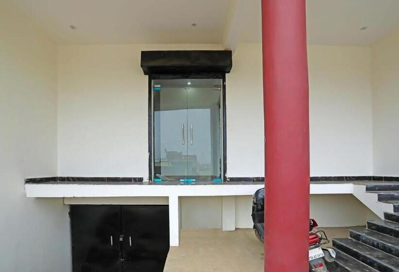 호텔 Oyo Flagship Townhome Inn