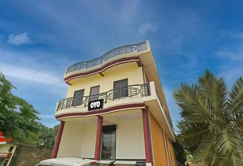 ホテル Oyo Flagship Townhome Inn