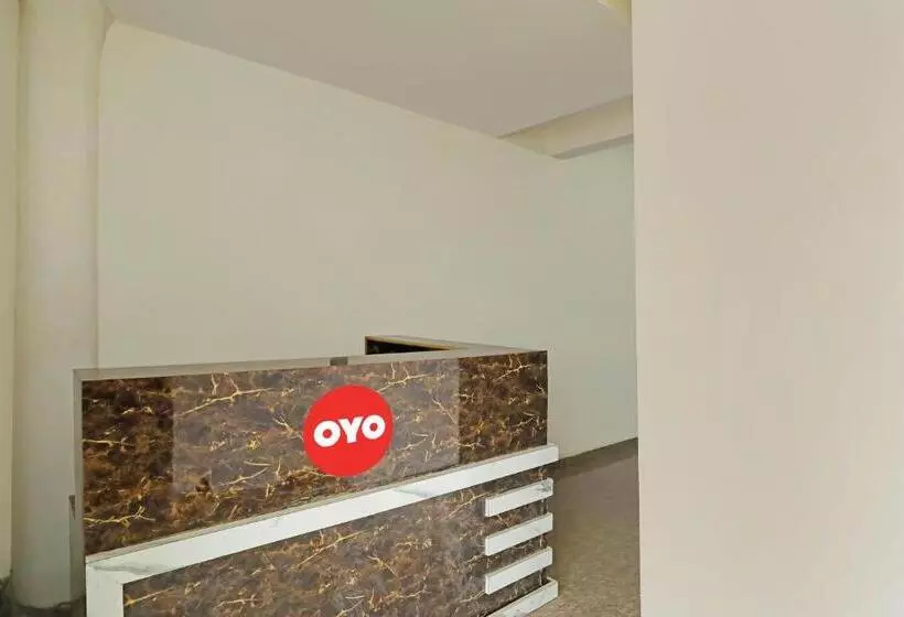 ホテル Oyo Flagship Townhome Inn