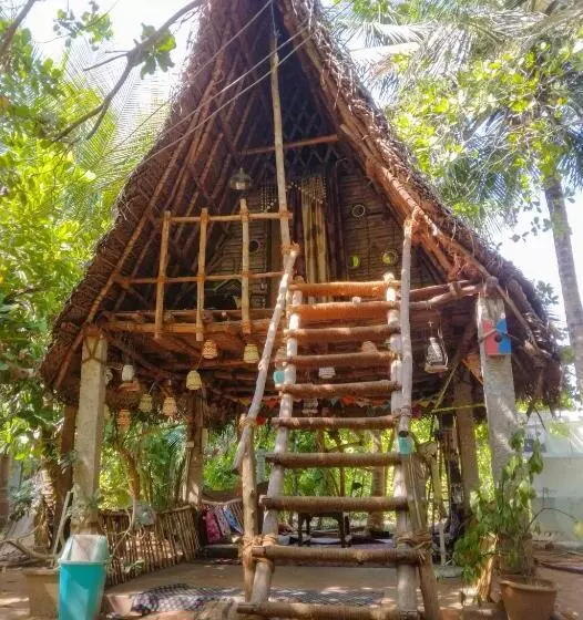 ホテル Shanthi Garden