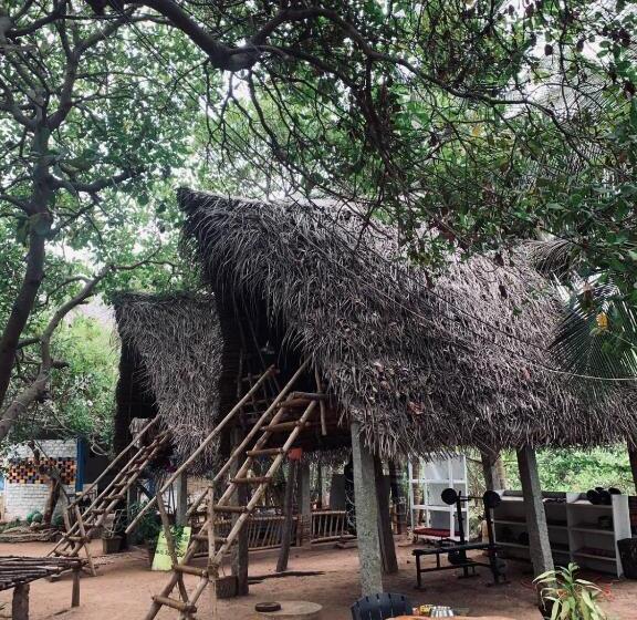 בית מלון כפרי Shanthi Garden