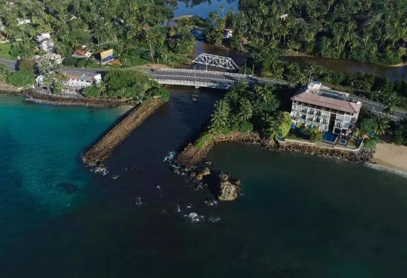 Hotelli Shalza Ahangama