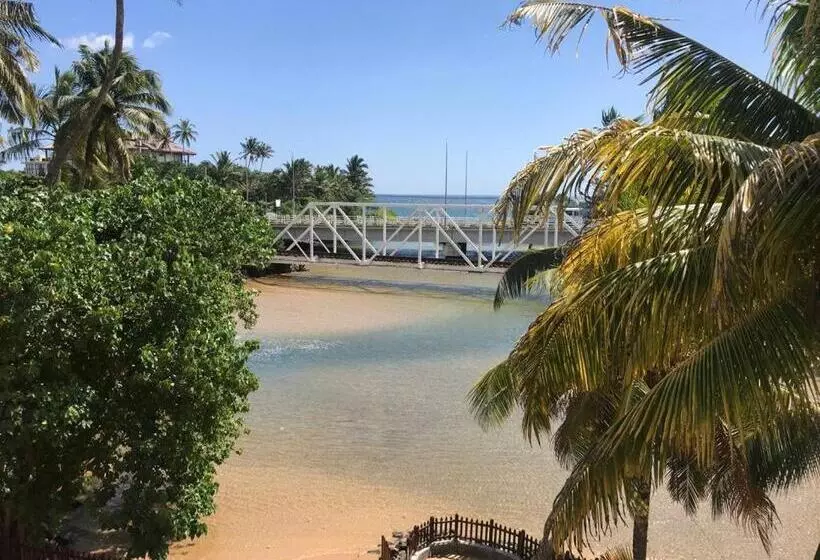 Hotelli Shalza Ahangama