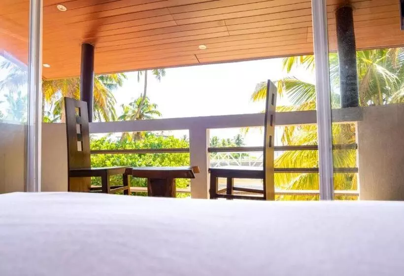 Hotelli Shalza Ahangama