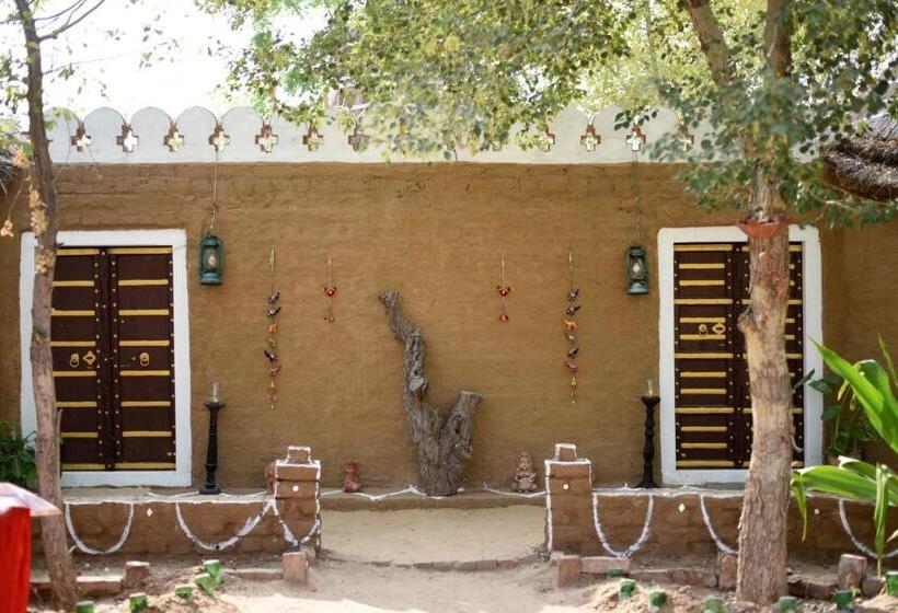 Hotel Umaid Desert Camp, Raisar