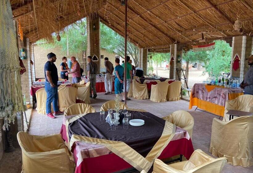 Hotel Umaid Desert Camp, Raisar