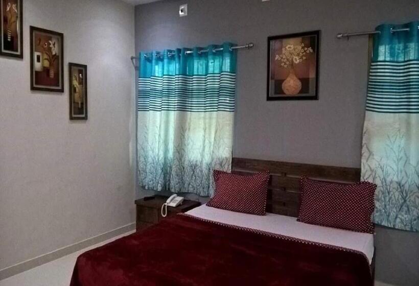 Non Ac Richa Hotel Palace Vadodara