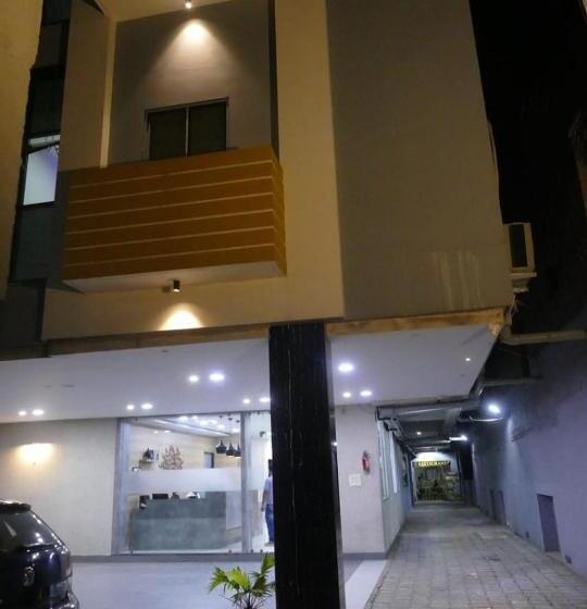 Non Ac Richa Hotel Palace Vadodara