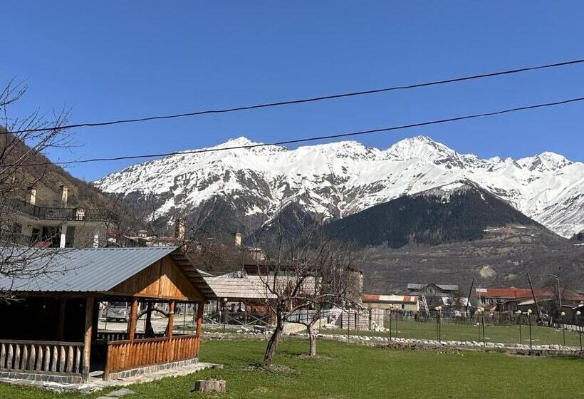 پانسیون Bala S House