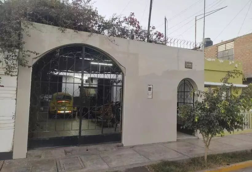 پانسیون Casablanca