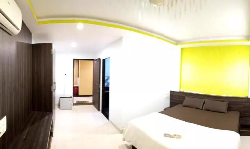 ペンション Grey House Guest House