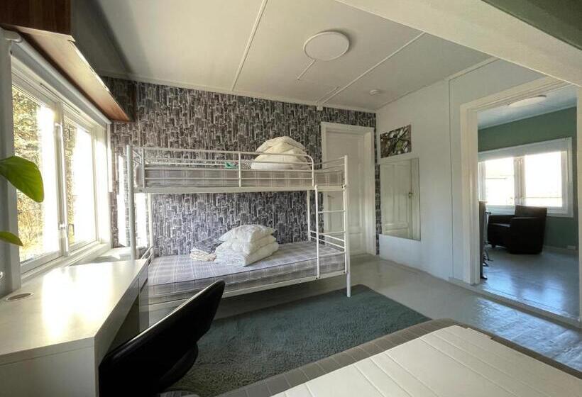 Pensão House, Daily Room