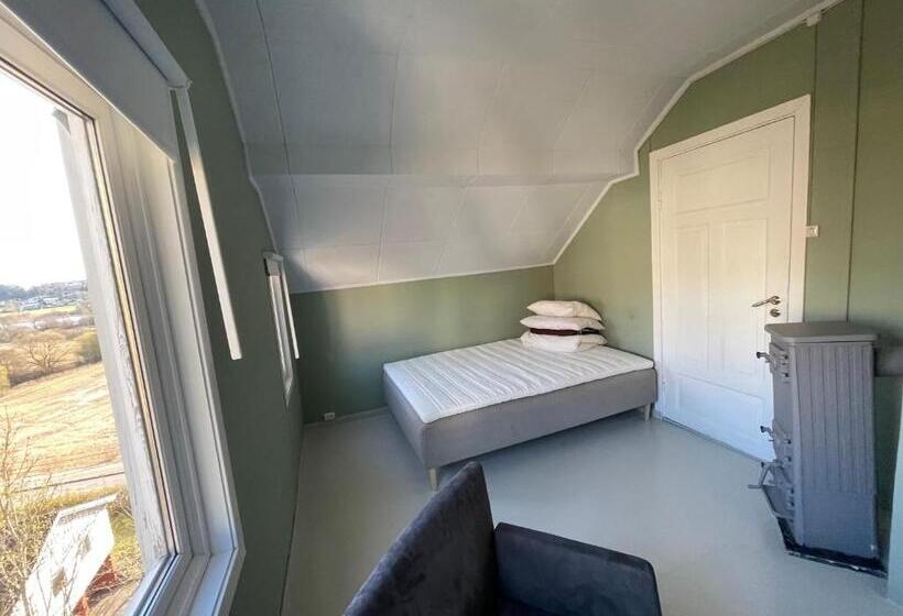 Pensão House, Daily Room