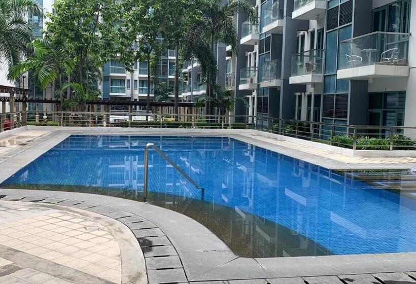 Studio 8th Fl With Balcony Across Terminal 3 Airport