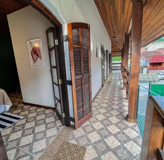 Suítes O Pinhão E A Mantiqueira