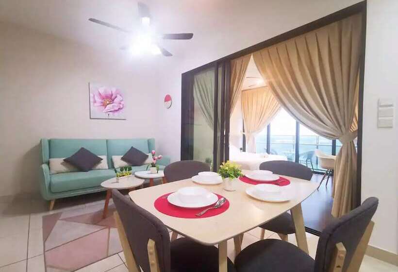 Almas Suites Puteri Harbour