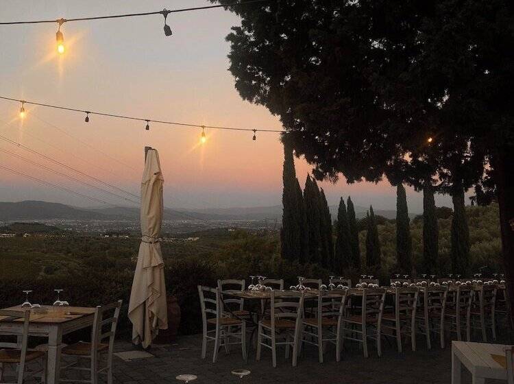 Room In B&b Sottotono Agriturismo With Swimming Pool On Florence Surrounded By Greenery