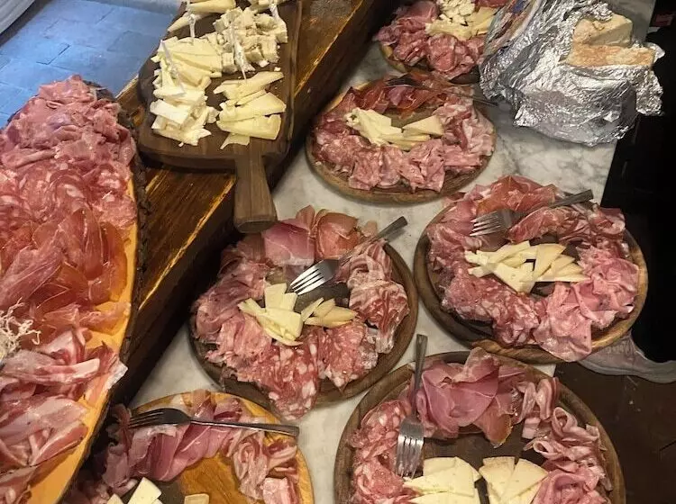 Room In B&b   Sottotono Agriturismo With Swimming Pool On Florence Surrounded By Greenery