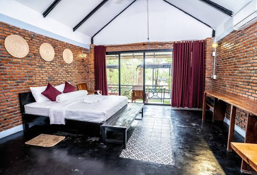 Bed and Breakfast Bat Rice Resort