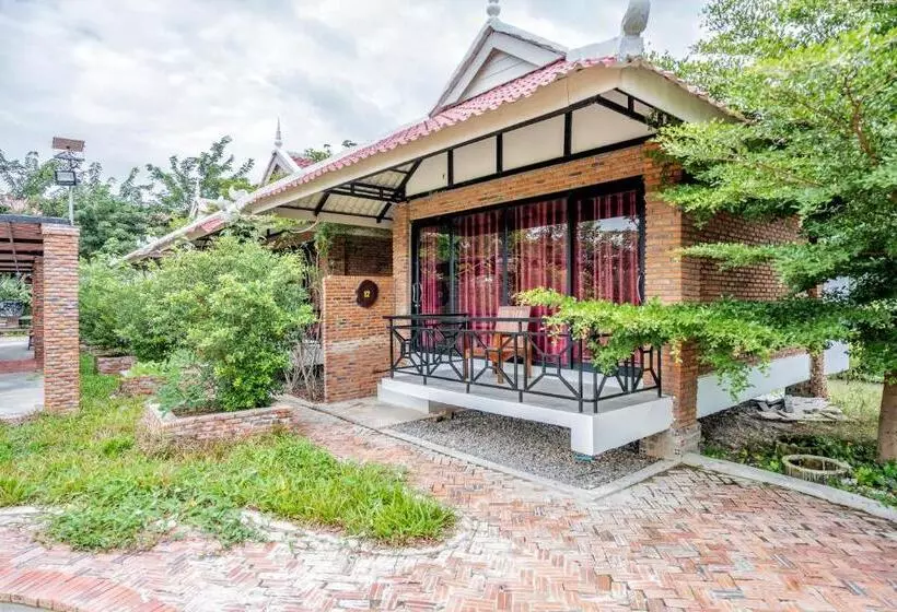 Aamiaismajoitus (B&B) Bat Rice Resort