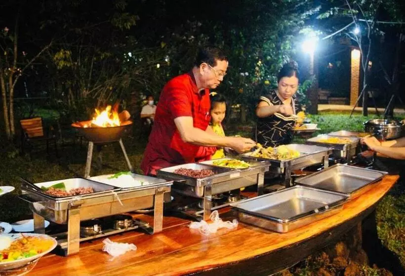 Aamiaismajoitus (B&B) Bat Rice Resort