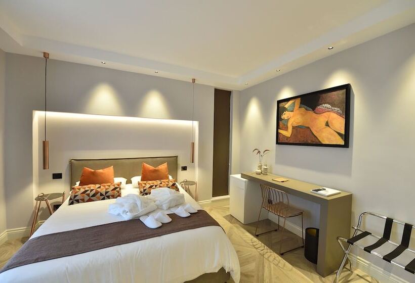 تختخواب و صبحانه La Dependance