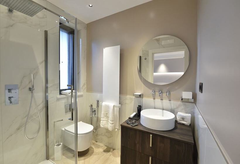 تختخواب و صبحانه La Dependance