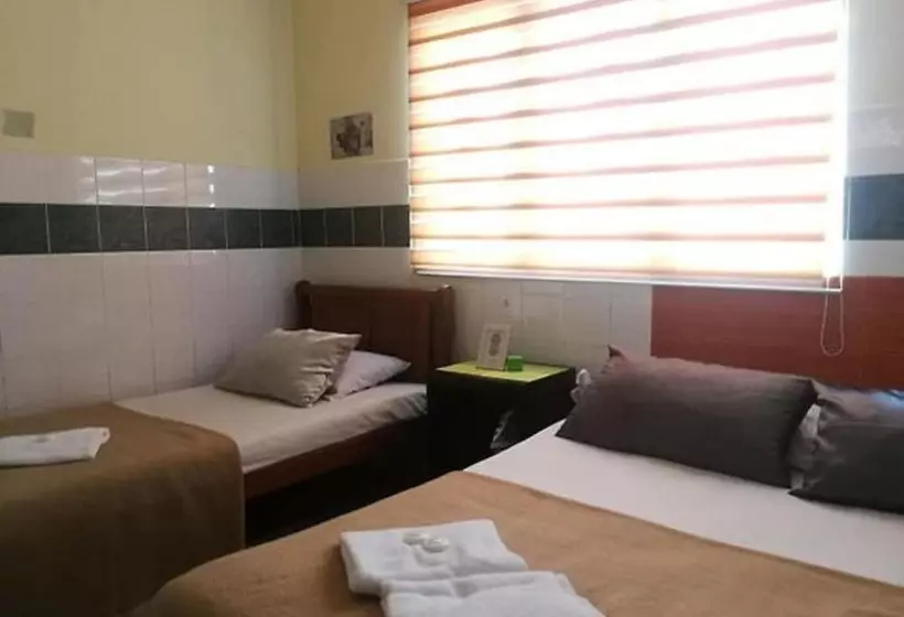 Fs Dimensi Hotel By Oyo