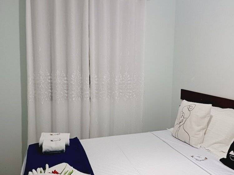 여관 Pousada Carvalhos