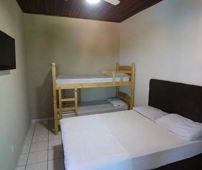 簡易ホテル Pousada Praia Mongaguá