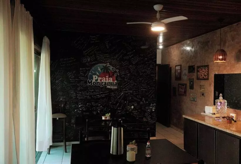 簡易ホテル Pousada Praia Mongaguá