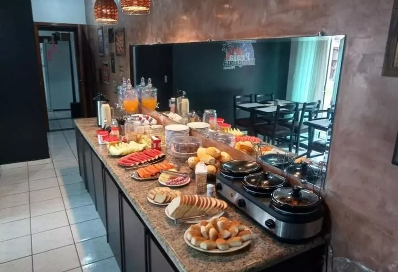 簡易ホテル Pousada Praia Mongaguá