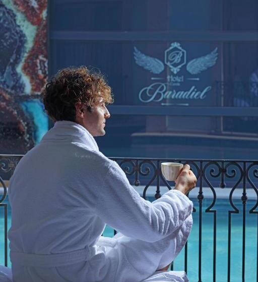 هتل Cunda Baradi̇el