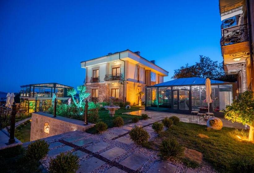 هتل Cunda Baradi̇el