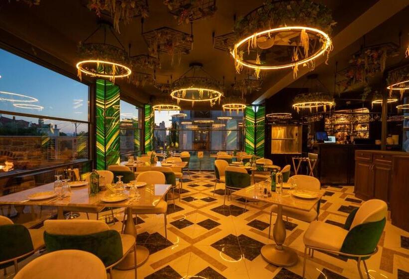 هتل Cunda Baradi̇el