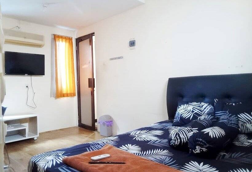 فندق De Patuk Homestay