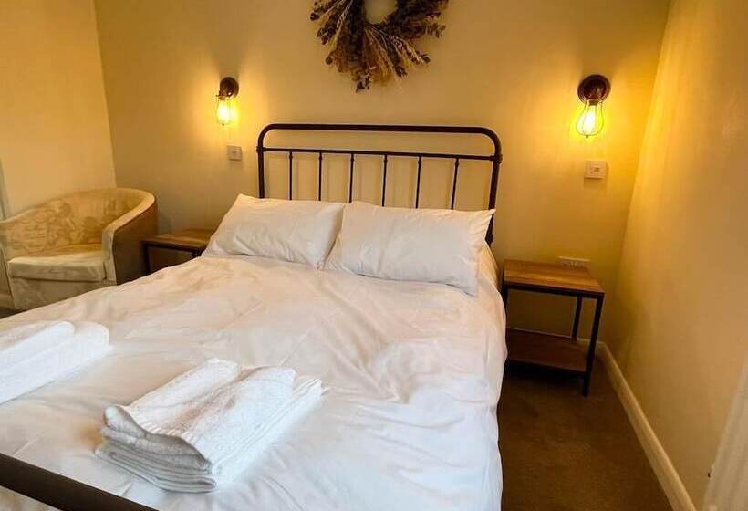 ホテル Farmyard Inn