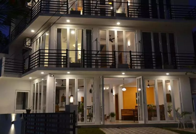 Hotelli House On The Bend